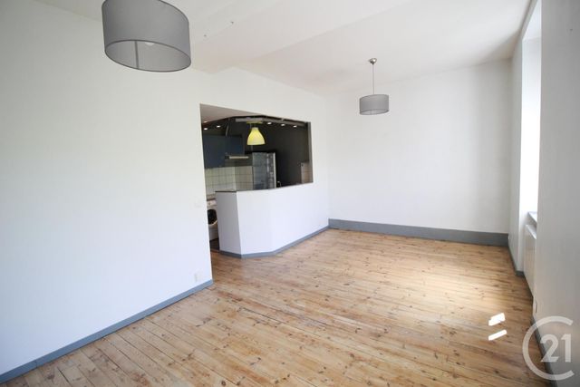 Appartement T2 à louer - 2 pièces - 42.87 m2 - GRENOBLE - 38 - RHONE-ALPES - Century 21 Victor Hugo