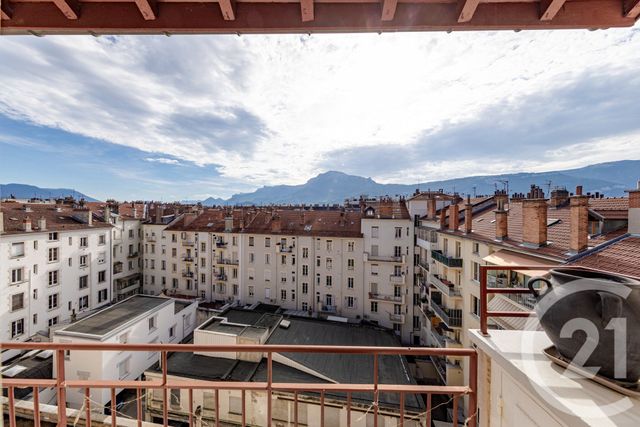 Appartement F4 à vendre - 4 pièces - 135.85 m2 - GRENOBLE - 38 - RHONE-ALPES - Century 21 Victor Hugo