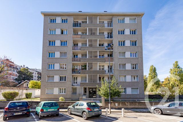 Appartement F4 à vendre - 4 pièces - 65.0 m2 - GRENOBLE - 38 - RHONE-ALPES - Century 21 Victor Hugo