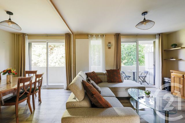 Appartement T3 à vendre - 3 pièces - 73.0 m2 - ST MARTIN D HERES - 38 - RHONE-ALPES - Century 21 Victor Hugo
