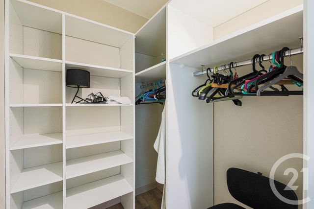 Appartement T3 à vendre - 3 pièces - 73.0 m2 - ST MARTIN D HERES - 38 - RHONE-ALPES - Century 21 Victor Hugo