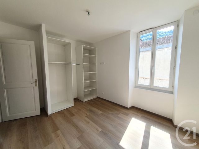 Appartement T3 à louer - 3 pièces - 68.06 m2 - VILLARD BONNOT - 38 - RHONE-ALPES - Century 21 Victor Hugo