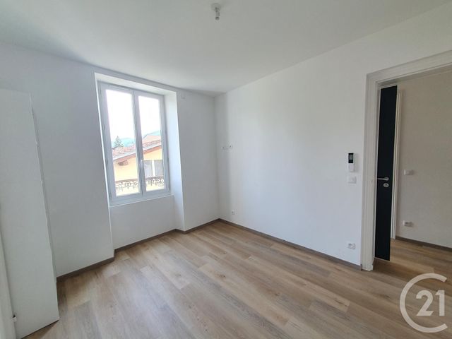 Appartement T3 à louer - 3 pièces - 68.06 m2 - VILLARD BONNOT - 38 - RHONE-ALPES - Century 21 Victor Hugo