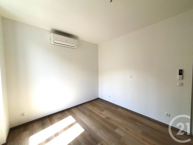 Appartement T3 à louer - 3 pièces - 68.06 m2 - VILLARD BONNOT - 38 - RHONE-ALPES - Century 21 Victor Hugo