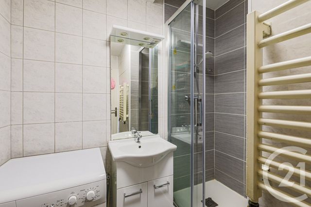 Appartement T4 à vendre - 4 pièces - 66.44 m2 - SEYSSINS - 38 - RHONE-ALPES - Century 21 Victor Hugo