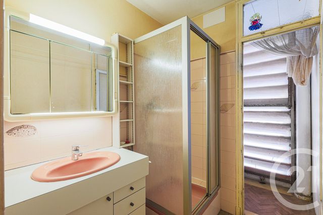 Appartement T4 à vendre - 5 pièces - 75.59 m2 - GRENOBLE - 38 - RHONE-ALPES - Century 21 Victor Hugo