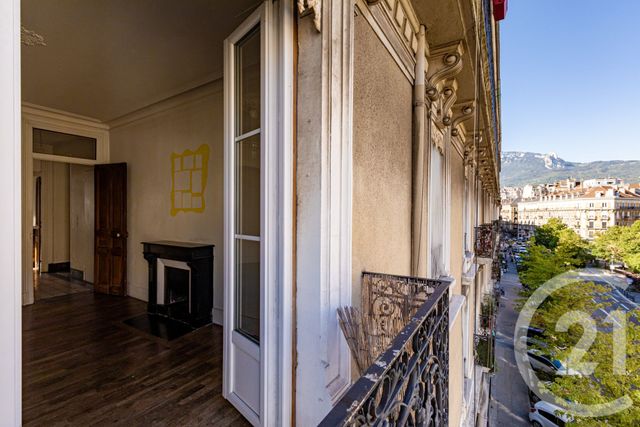 Appartement F2 à vendre - 2 pièces - 61.0 m2 - GRENOBLE - 38 - RHONE-ALPES - Century 21 Victor Hugo