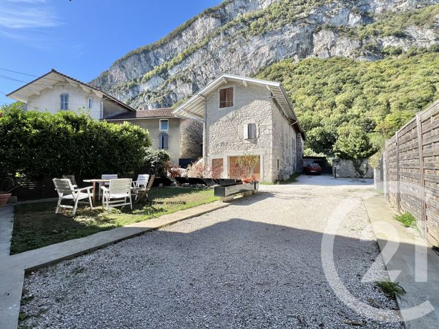 maison à louer - 3 pièces - 115.38 m2 - SASSENAGE - 38 - RHONE-ALPES - Century 21 Victor Hugo