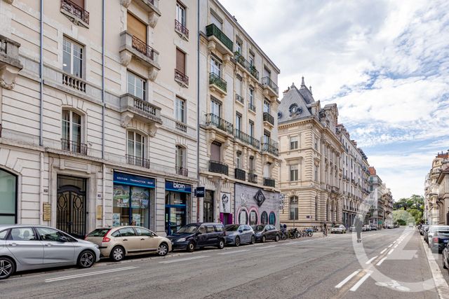 Appartement F4 à vendre - 4 pièces - 187.0 m2 - GRENOBLE - 38 - RHONE-ALPES - Century 21 Victor Hugo