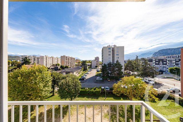 Appartement à vendre - 3 pièces - 76.0 m2 - ECHIROLLES - 38 - RHONE-ALPES - Century 21 Victor Hugo