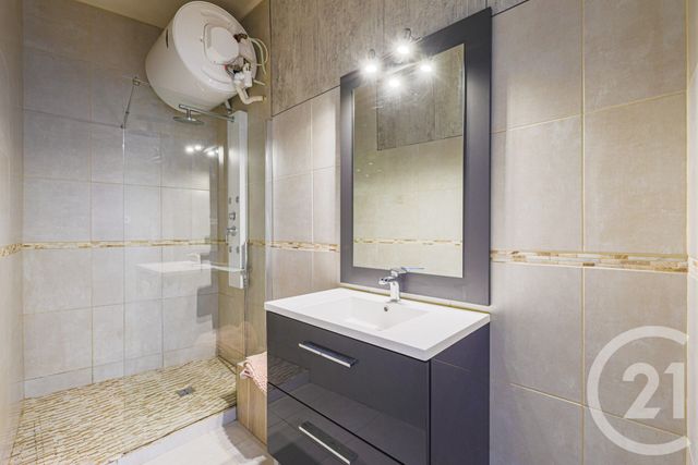 Appartement à vendre - 2 pièces - 60.0 m2 - GRENOBLE - 38 - RHONE-ALPES - Century 21 Victor Hugo