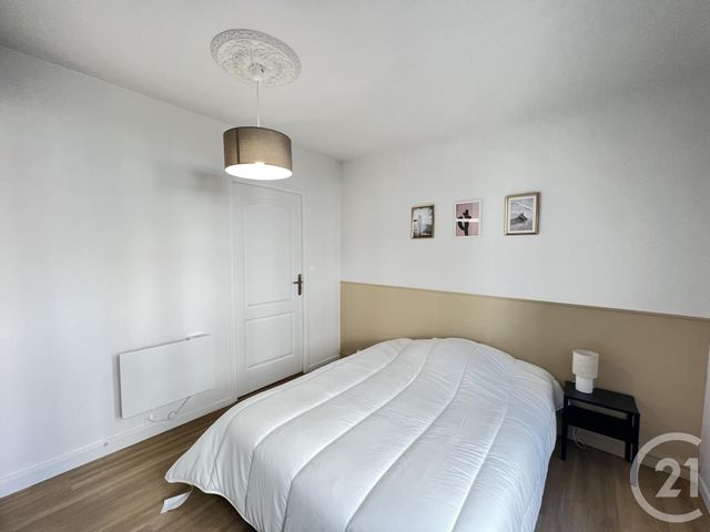 Appartement T3 à louer - 3 pièces - 56.07 m2 - GRENOBLE - 38 - RHONE-ALPES - Century 21 Victor Hugo