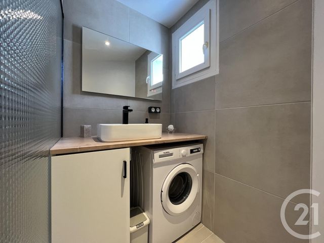 Appartement T3 à louer - 3 pièces - 56.07 m2 - GRENOBLE - 38 - RHONE-ALPES - Century 21 Victor Hugo
