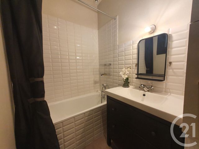 Appartement T3 à vendre - 3 pièces - 44.63 m2 - GRENOBLE - 38 - RHONE-ALPES - Century 21 Victor Hugo
