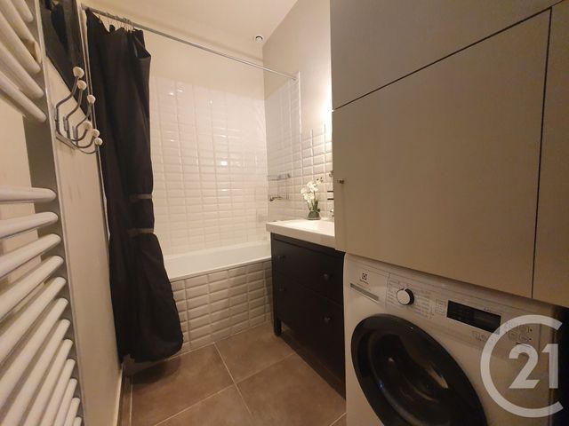 Appartement T3 à vendre - 3 pièces - 44.63 m2 - GRENOBLE - 38 - RHONE-ALPES - Century 21 Victor Hugo