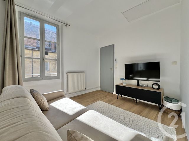 Appartement T2 à louer - 2 pièces - 40.7 m2 - GRENOBLE - 38 - RHONE-ALPES - Century 21 Victor Hugo