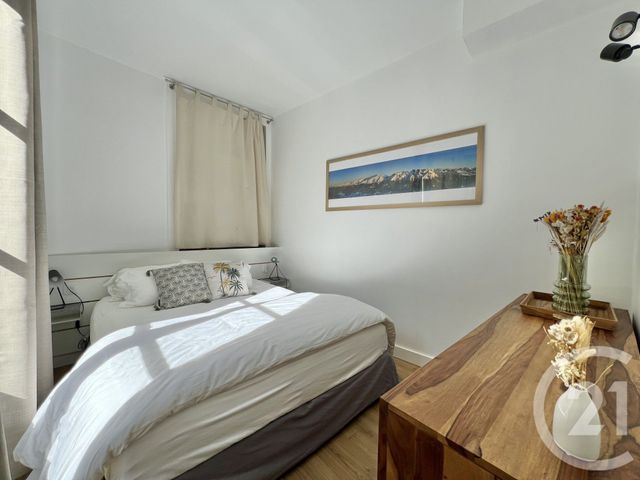 Appartement T2 à louer - 2 pièces - 40.7 m2 - GRENOBLE - 38 - RHONE-ALPES - Century 21 Victor Hugo
