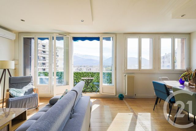 Appartement T4 à vendre - 3 pièces - 69.13 m2 - MEYLAN - 38 - RHONE-ALPES - Century 21 Victor Hugo