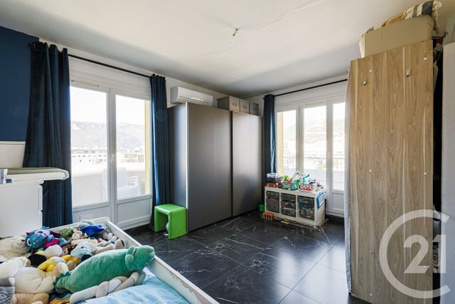 Appartement F2 à vendre - 2 pièces - 58.3 m2 - GRENOBLE - 38 - RHONE-ALPES - Century 21 Victor Hugo