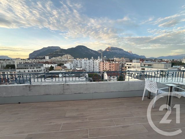 Appartement F2 à vendre - 2 pièces - 58.3 m2 - GRENOBLE - 38 - RHONE-ALPES - Century 21 Victor Hugo