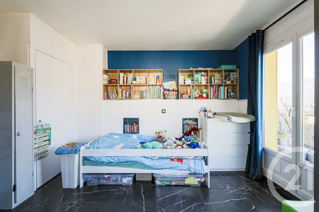 Appartement F2 à vendre - 2 pièces - 58.3 m2 - GRENOBLE - 38 - RHONE-ALPES - Century 21 Victor Hugo