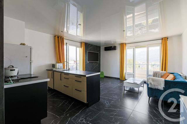 Appartement F2 à vendre - 2 pièces - 58.3 m2 - GRENOBLE - 38 - RHONE-ALPES - Century 21 Victor Hugo