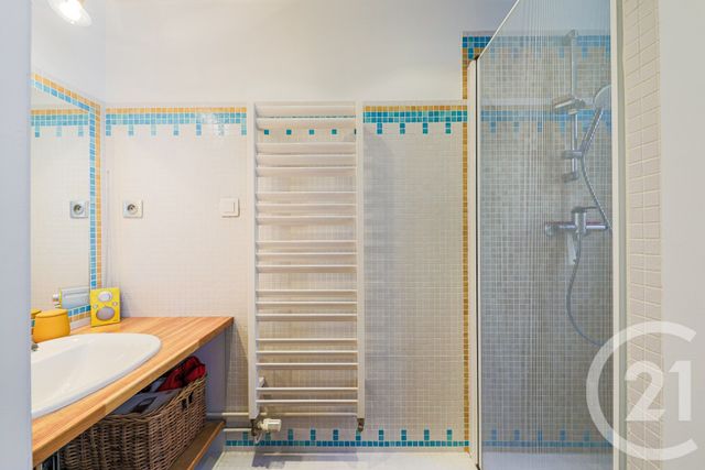 Appartement F4 à vendre - 5 pièces - 157.52 m2 - GRENOBLE - 38 - RHONE-ALPES - Century 21 Victor Hugo