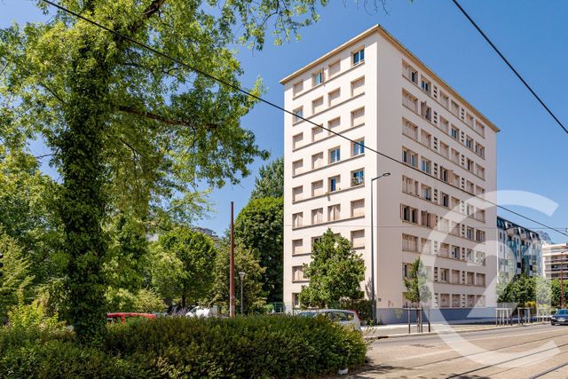 Appartement T4 à louer - 4 pièces - 66.44 m2 - GRENOBLE - 38 - RHONE-ALPES - Century 21 Victor Hugo