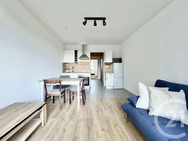 Appartement T2 à louer - 2 pièces - 30.75 m2 - GRENOBLE - 38 - RHONE-ALPES - Century 21 Victor Hugo