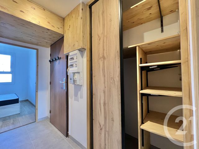 Appartement T2 à louer - 2 pièces - 30.75 m2 - GRENOBLE - 38 - RHONE-ALPES - Century 21 Victor Hugo