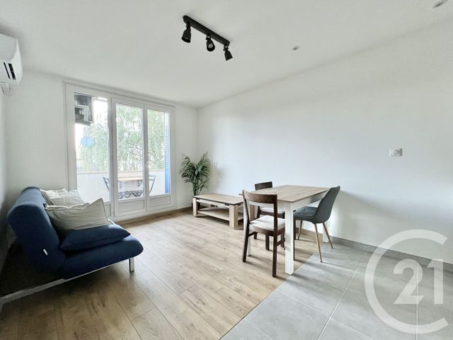 Appartement T2 à louer - 2 pièces - 30.75 m2 - GRENOBLE - 38 - RHONE-ALPES - Century 21 Victor Hugo