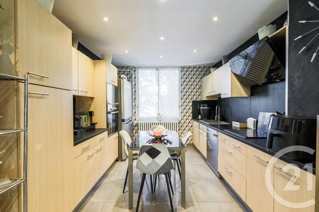 Appartement T4 à vendre - 4 pièces - 78.0 m2 - GRENOBLE - 38 - RHONE-ALPES - Century 21 Victor Hugo