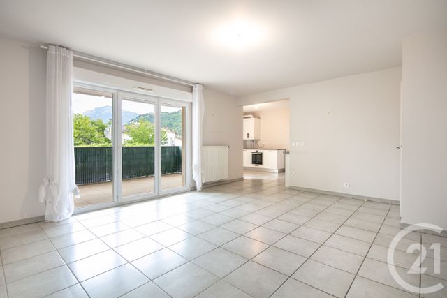 Appartement à vendre - 4 pièces - 84.1 m2 - LA TRONCHE - 38 - RHONE-ALPES - Century 21 Victor Hugo