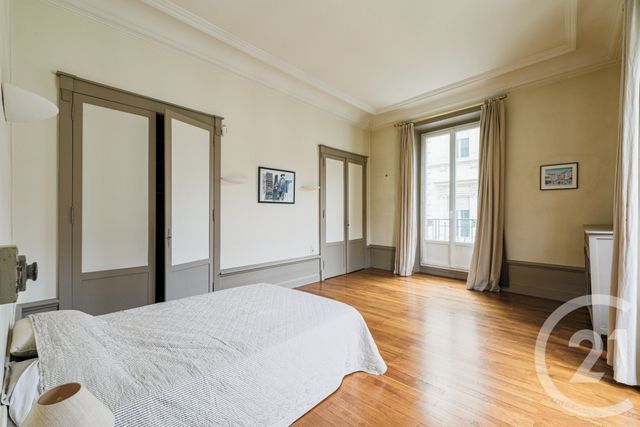 Appartement F4 à vendre - 4 pièces - 187.0 m2 - GRENOBLE - 38 - RHONE-ALPES - Century 21 Victor Hugo