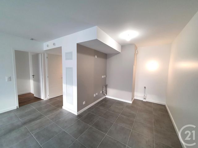Appartement T2 à louer - 2 pièces - 48.44 m2 - GRENOBLE - 38 - RHONE-ALPES - Century 21 Victor Hugo
