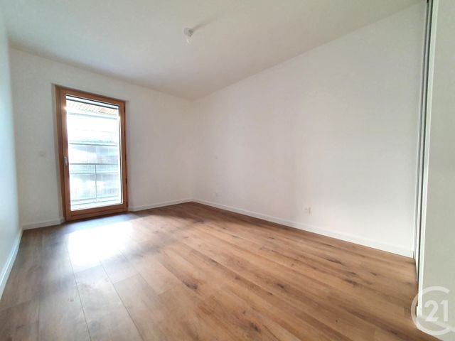 Appartement T2 à louer - 2 pièces - 48.44 m2 - GRENOBLE - 38 - RHONE-ALPES - Century 21 Victor Hugo