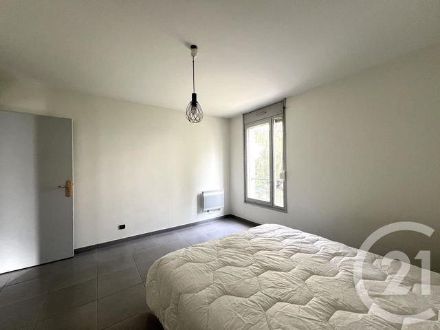 Appartement T2 à louer - 2 pièces - 58.34 m2 - GRENOBLE - 38 - RHONE-ALPES - Century 21 Victor Hugo