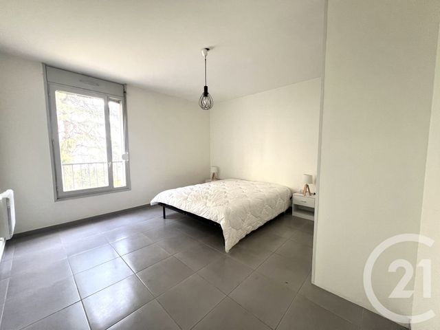Appartement T2 à louer - 2 pièces - 58.34 m2 - GRENOBLE - 38 - RHONE-ALPES - Century 21 Victor Hugo