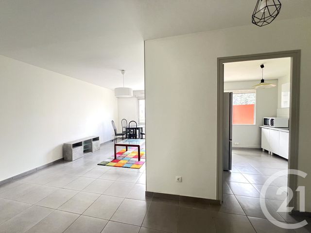 Appartement T2 à louer - 2 pièces - 58.34 m2 - GRENOBLE - 38 - RHONE-ALPES - Century 21 Victor Hugo