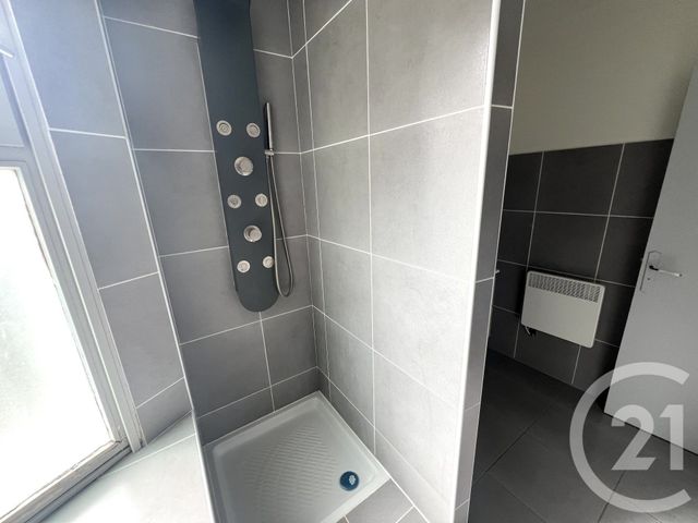 Appartement T2 à louer - 2 pièces - 58.34 m2 - GRENOBLE - 38 - RHONE-ALPES - Century 21 Victor Hugo